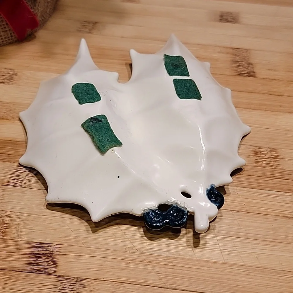 Mid Century White Ceramic Holiday Holly Leaf with Berries Candy Dish - Picture 5 of 5
